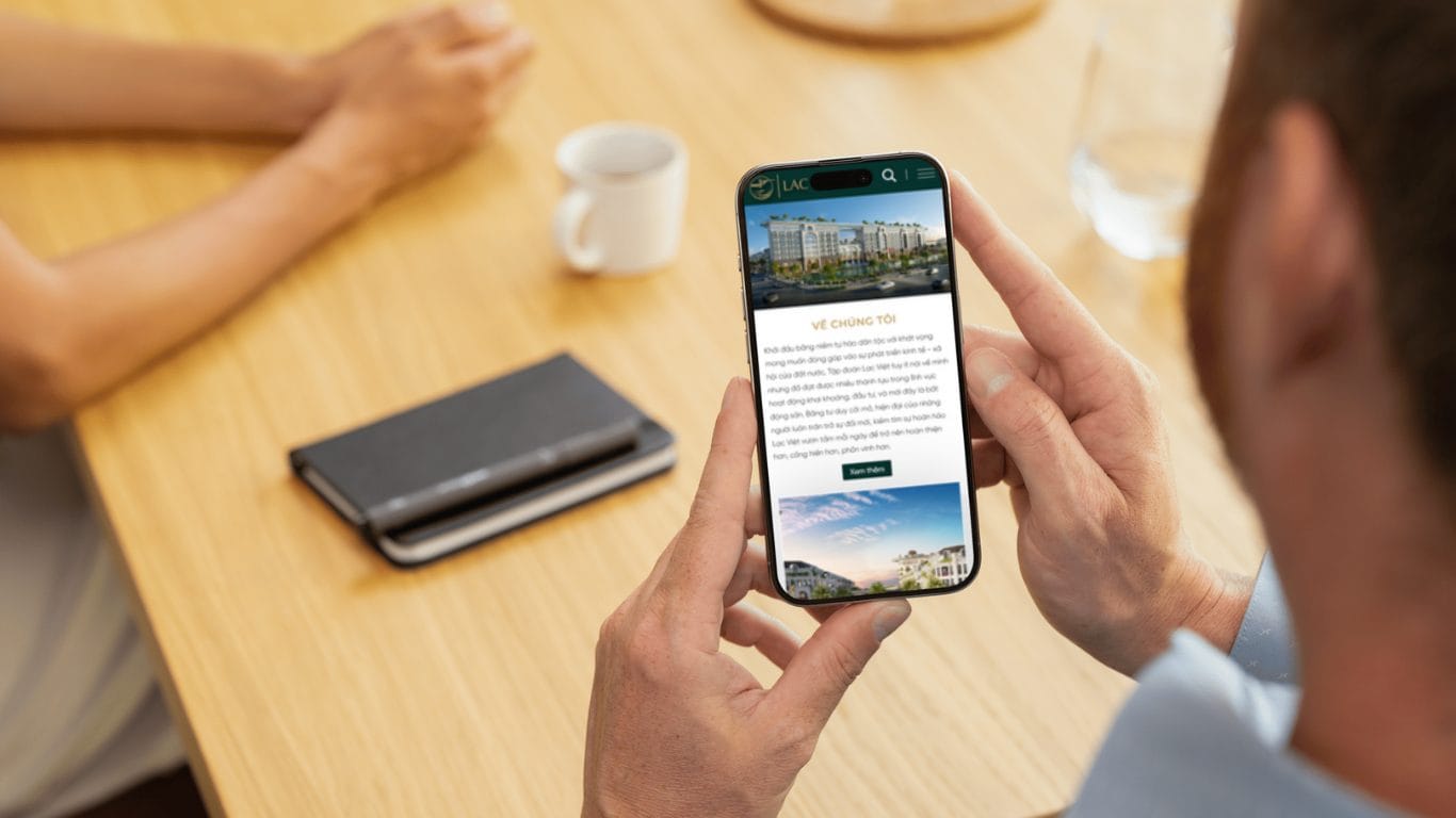 Dự Án Lạc Việt 5 Giao diện mobile của website Lạc Việt Corp